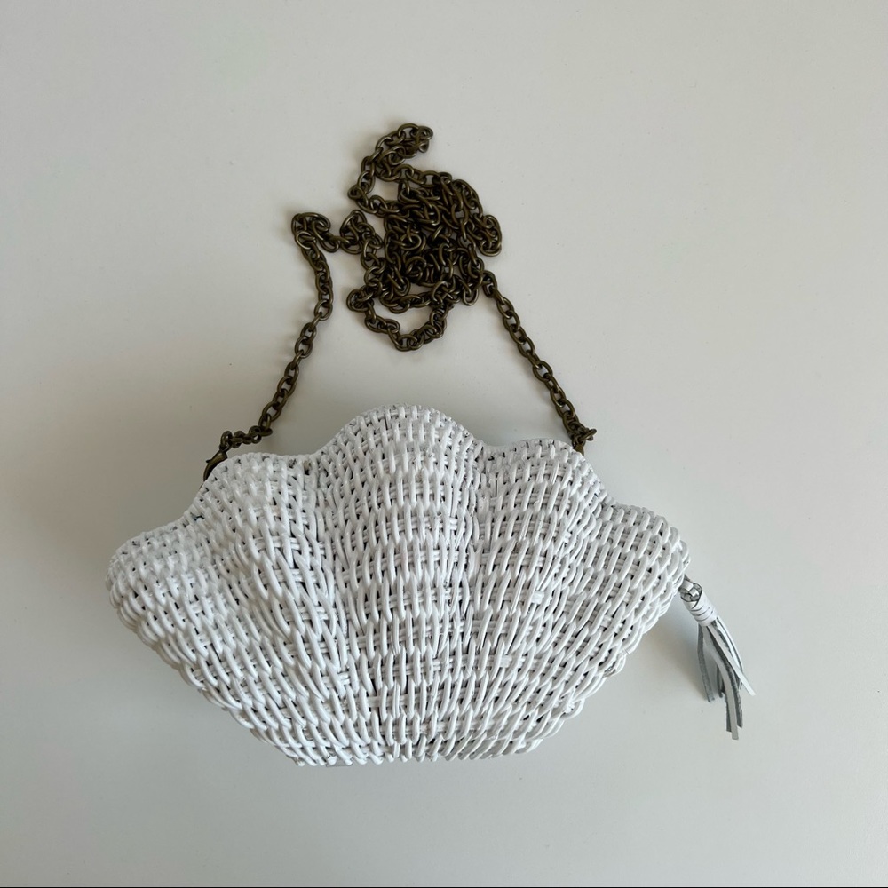Kayu Seashell Rattan Bag